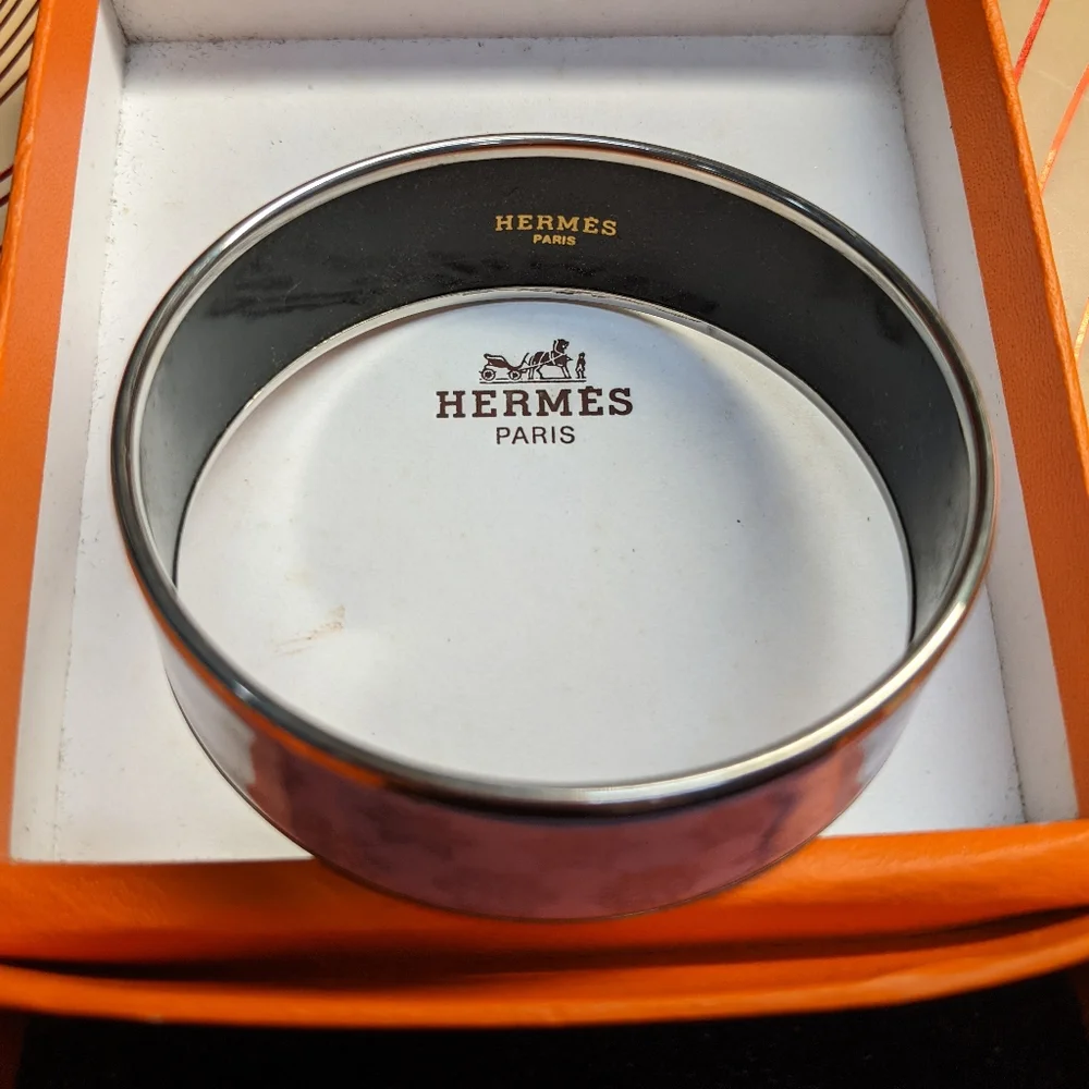 💜 Authentic 💜 Hermes bangle - Picture 2 of 3